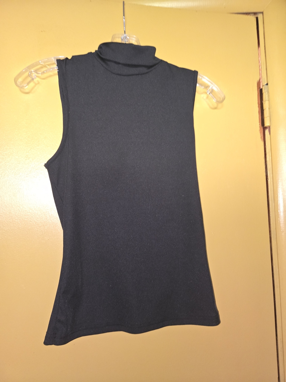 SHEIN Black Sleeveless Mock Neck Tank Top